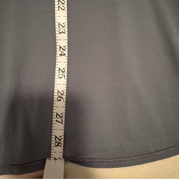 Track & Field Men's T-Shirt Size L Gray/Blue Print Short Sleeve Athletic Tee - Picture 6 of 9